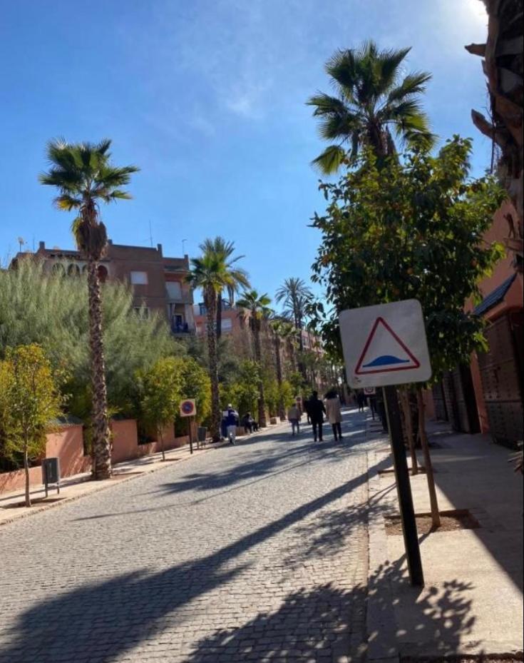 Appartement Spacieux A 150M Des Jardins Majorelle Marrakesh Exterior photo